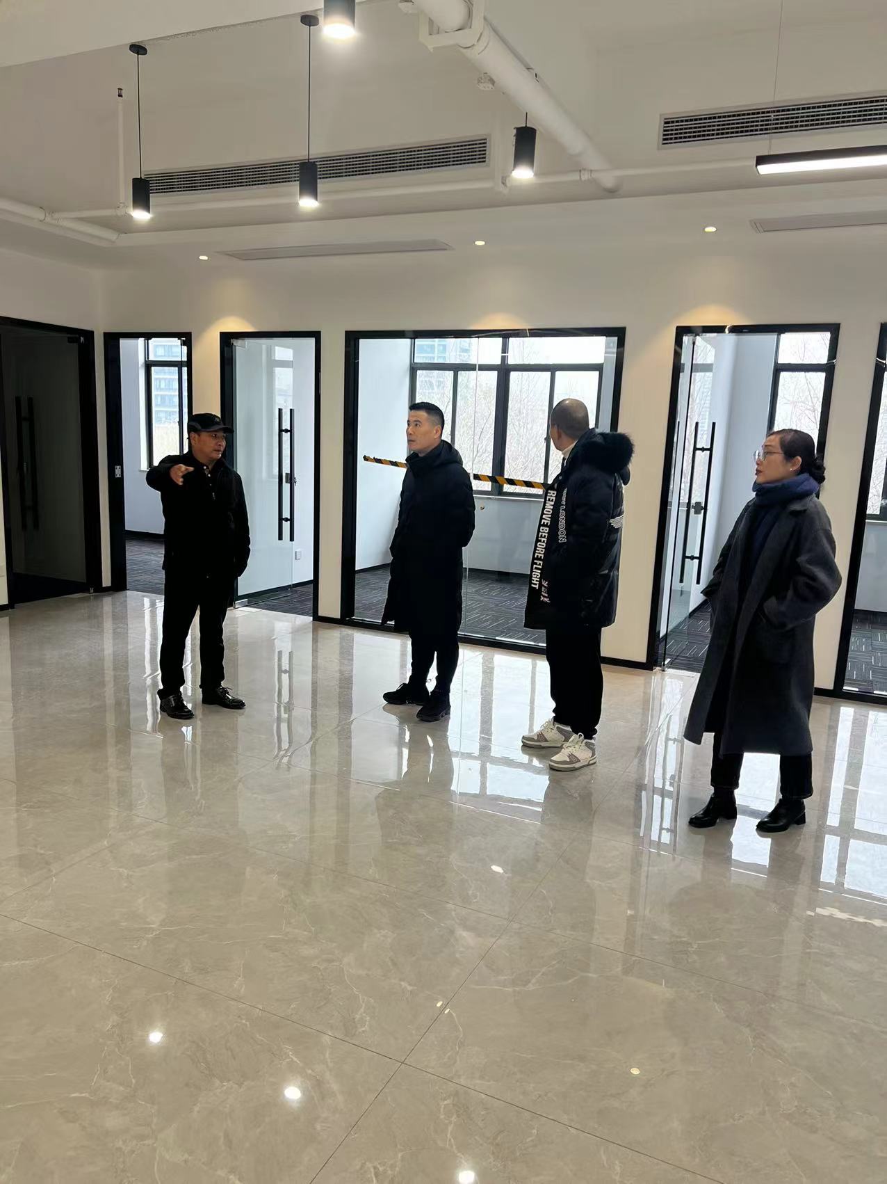 凝心聚力抓項(xiàng)目，奮力沖刺開門紅——建華文創(chuàng)集團(tuán)領(lǐng)導(dǎo)班子開展節(jié)后項(xiàng)目考察工作